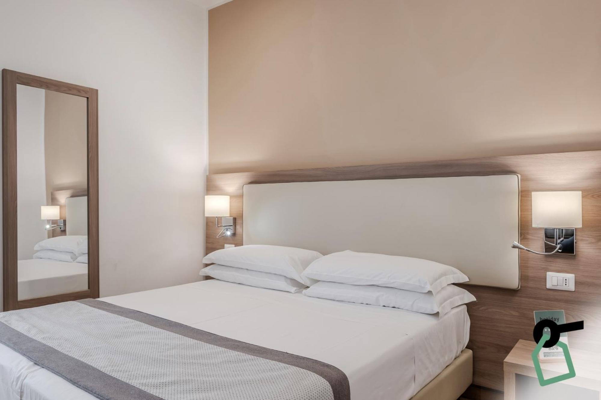 Hotiday Room Collection - Napoli Residenza Scarlatti מראה חיצוני תמונה
